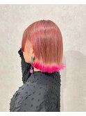 刈り上げ外はねボブピンクベージュグラデーション裾カラーピンク