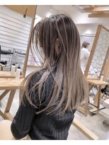 モアナ バイ ヘッドライト 長野駅前店(Moana by HEADLIGHT)&nbsp;Moana長野駅前#レイヤーカット#バレイヤージュ#ミルクティー