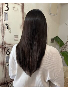 リゴッツ ドゥア プトゥリ(Regottz dua putri) うるツヤ髪4.11イメチェン