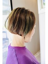 シザーズトリックス ノーブル(scissorstrix Noble) シンプルボブ×デザインカラー