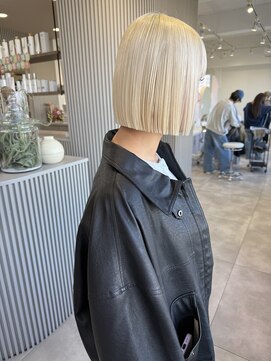 カシェ キョウマチ(cashe’e) ブロンドボブ