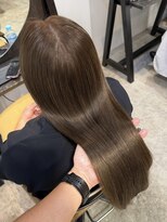 ノーム(norm)&nbsp;透明感オリーブグレージュで叶える上品な艶髪