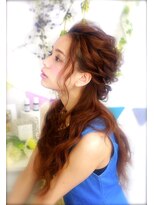 ヘアメイクサロン シャルメ(Hair Make Salon CHARMER) 結婚式や二次会にも♪大人ねじりハーフアップ