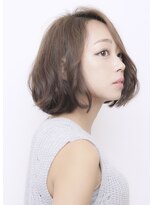 前髪長めのナチュラルボブ