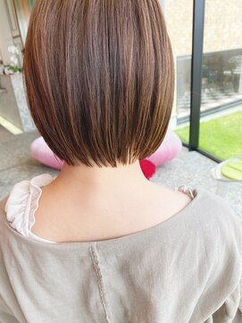 ヴィンス(vince) vince 襟足スッキリショートボブ♪