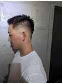 2ブロック　刈り上げマッシュ　フェードスタイル　サイドパート