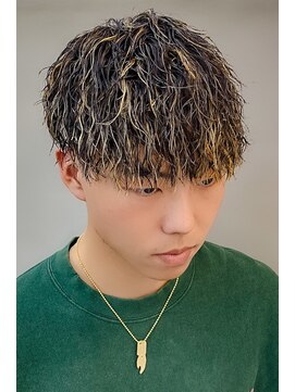 ダズルヘアラッシュ(DAZZLE hair RUSH) 波巻きパーマ