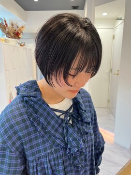 モナバイルーブル(MONA by Louvre) 【MONA】ショートレイヤー/コンパクトショート/小顔ショート