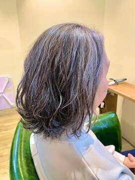 チルアウト 塚口本町店(chill out) 白髪を活かすベージュハイライト/30代/40代/50代