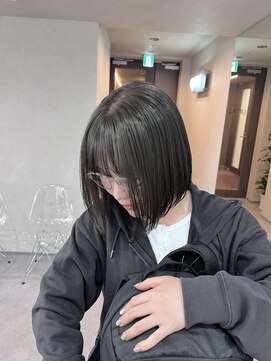 クム 横浜(qumu) 【qumu横浜】グレージュカラー×パツっとボブ