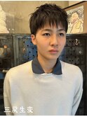 【三戻生変】ナチュラルショート