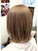 ミルクティーベージュ+ピンク系ハイライト/ボブ