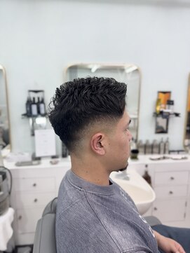 ワンリンク(One Link) 【フェードカット×アイロンパーマ】