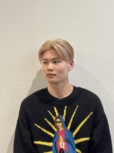 アンソメット 上津店(UN SOMMET) ダブルブリーチ/ブロンド/ブリーチカラー