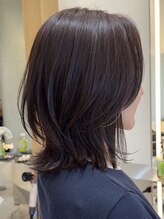 《*髪質改善カラーとは？*》ショートヘアスタイルとの相性も良い、染めながらケアする新しい選択【表参道】