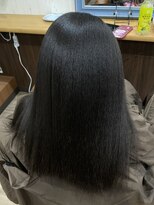ラスター(LUSTER)&nbsp;強いクセ毛も自然な美髪へ/縮毛矯正