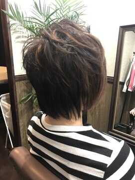 ディー エメ(D-aimer-) お任せアシメショートマッシュウルフ【カット・デザインカラー】