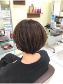 ショートボブ