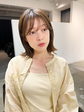 フォト 新宿(foto) くびレイヤーエモージュグレーベージュレイヤーミディアム