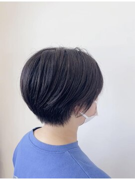 ケンジサナンド(KENJE Sanando) 大人ショートボブ