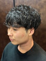 ヒロギンザ 五反田店(HIRO GINZA)&nbsp;理容室　床屋　センターパート　ツイスパ　2ブロック