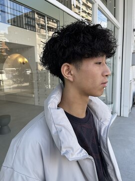 エマン(AIMANT) メンズ波巻きパーマ