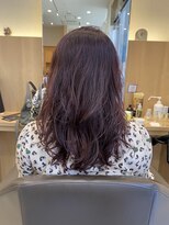 ウイバイファースト(u'i by first)&nbsp;肩から少し下くらいの長さで、レイヤーが入っているスタイル