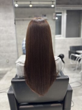 ルイス(L'wis) ブリーチしてる髪にもかけられる縮毛矯正、髪質改善ストレート