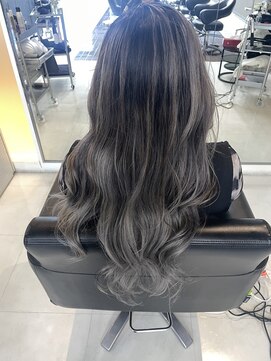 シャンプーボーイエイムス(SHAMPOO BOY aims) バレイヤージュ/ハイライト