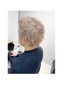 短髪ハイトーン