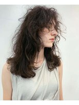 ナヌーク ダイカンヤマ(nanuk daikanyama)&nbsp;ロングパーマ・スパイラルパーマ・くせ毛風パーマ