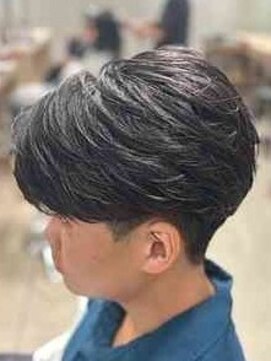 アッシュ 高幡不動店(Ash) ニュアンスパーマツーブロックセンターパート曲がる縮毛矯正立川