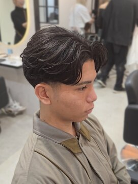 ラピス 名古屋駅前店(Lapis) テーパーフェード×フェザーパーマ/スキンフェード/毛流れ