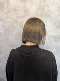 オリーブグレージュ　ミニボブ