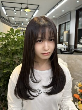 ロア フィリア(LORE Philia) ブリーチなしダブルカラー/レイヤーカット/髪質改善/グレージュ