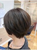 ショートボブ