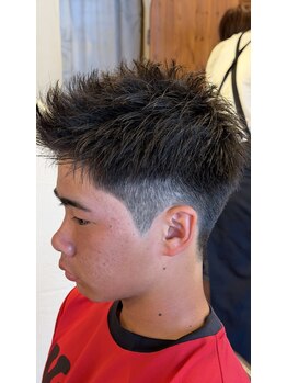 ナイス ヘアー(Hair)の写真/ONもOFFもキマる☆男性の骨格や髪質を活かしたスタイルをご提案!ひげ・眉などの身だしなみもお任せあれ!
