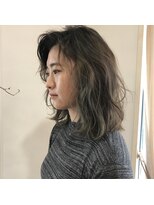 メロウ(MELLOW)&nbsp;ブリーチハイライト×アッシュアッシュ