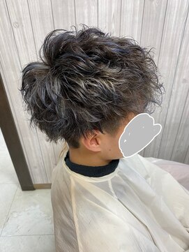 ベリテ(verite) マッシュパーマ