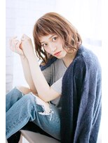 プティルカ(PutiLuca D.C.)&nbsp;ショートバングの外ハネカール