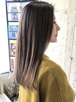 ペネロープ(Penelope)&nbsp;バレイヤージュ/グラデーションカラー/ハイライト　担当　夕島