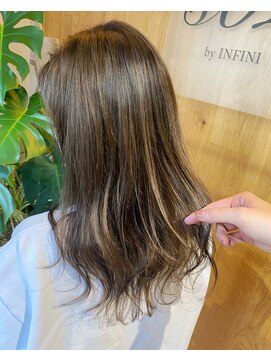 ソル(SOL by INFINI) SOL/小森/ベージュスタイル