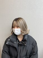 エミーバイモアムー(Emmie byMoremuu)&nbsp;レイヤーボブ　と　　シャドールーツ