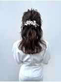 ハーフアップアレンジ 結婚式 ゆる巻き 巻きおろし