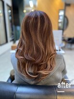 アキコ(AKIko) 春色カラーで可愛いレイヤースタイル20代/30代/40代