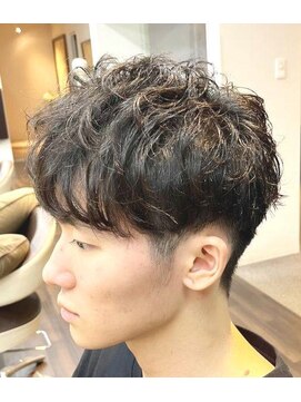 エノモト(ENOMOTO) ツーブロックメンズカットパーマスパラル刈り上げ