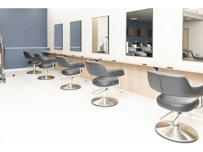 ルナルナ 山形南店(LUNA LUNA)の写真