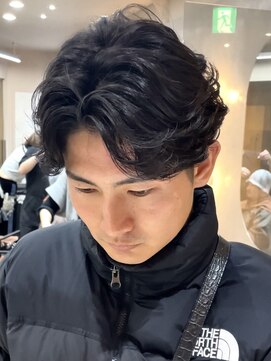 ブルニール 中崎町(BLEUNIR) フェザーパーマ　フェザーマッシュ　韓国ヘア　ビジネスヘア