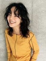 シーカ(siika)&nbsp;ウルフカット/ミディアムウルフ/くびれミディ