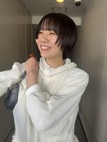 ギフト(GIFT)&nbsp;short cut バッサリカット　ショートヘア　オリーブカラー